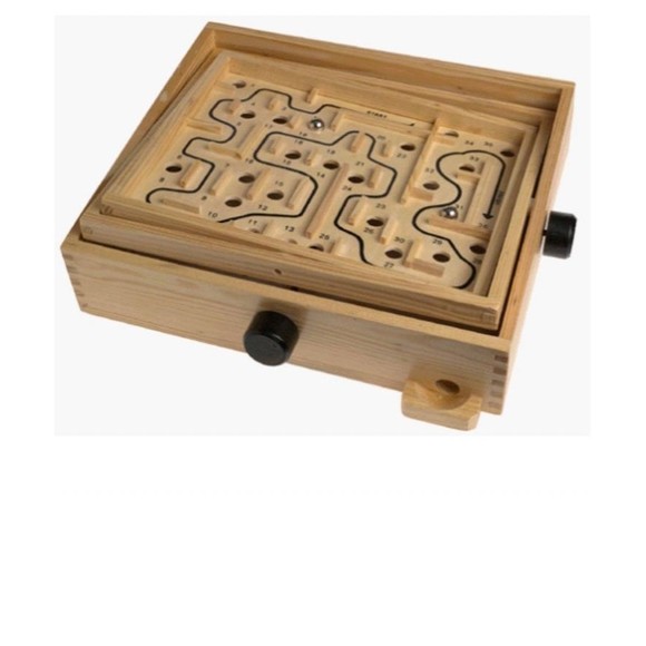 Labyrinth Vintage 1994 Playskool Game - Picture 3 of 6